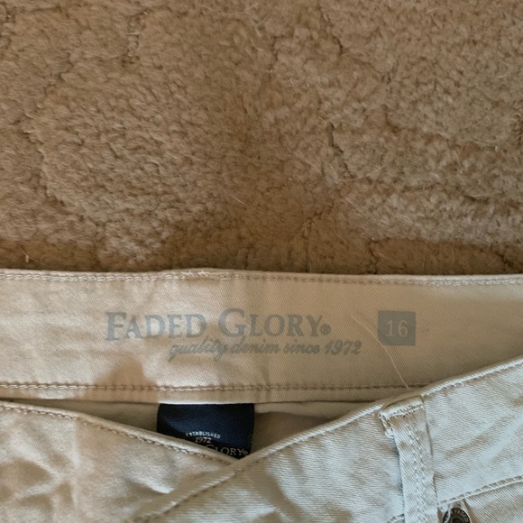Faded Glory Corduroy Shorts-Size 16 - Picture 4 of 4